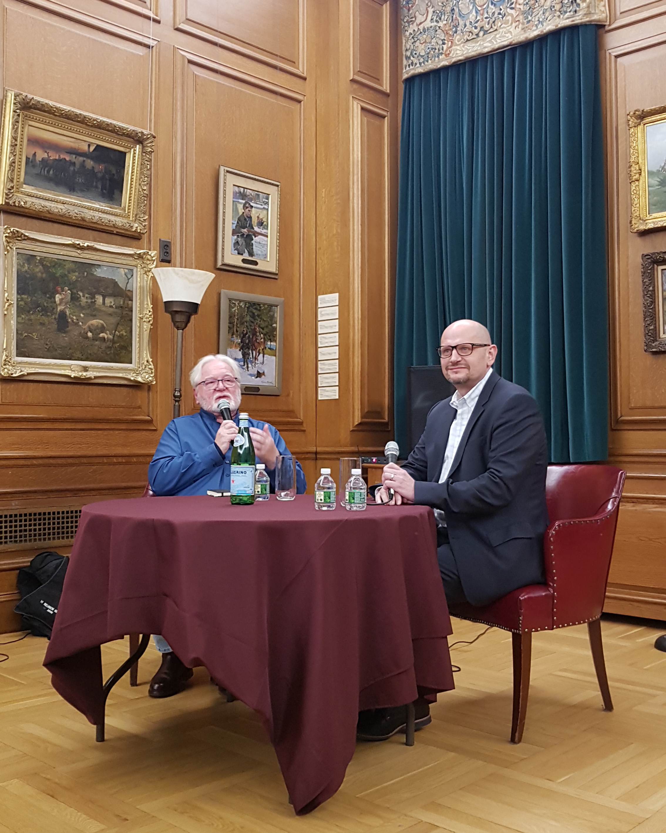 Director Mariusz Kotowski and Prof. Andrzej Krakowski